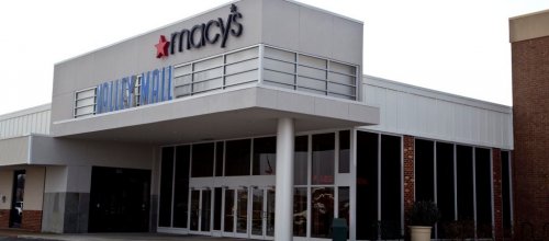 Macy's Valley Mall Entrance